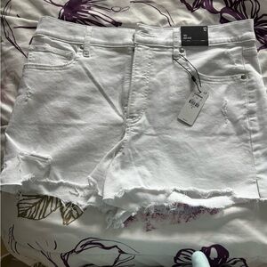 Women’s new with tags Express jean shorts